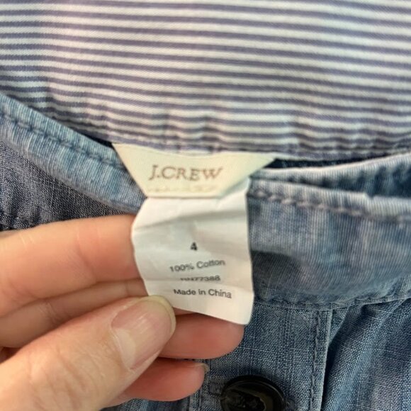 J.Crew Button Front Denim Skirt. Size 4. EUC - Picture 2 of 3